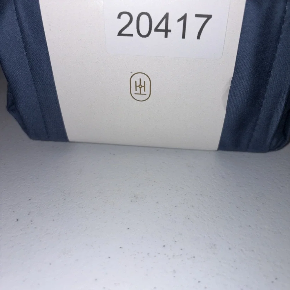 Threshold Performance 100% Cotton Sateen QUEEN Flat Sheet Blue 400 TC Smooth
